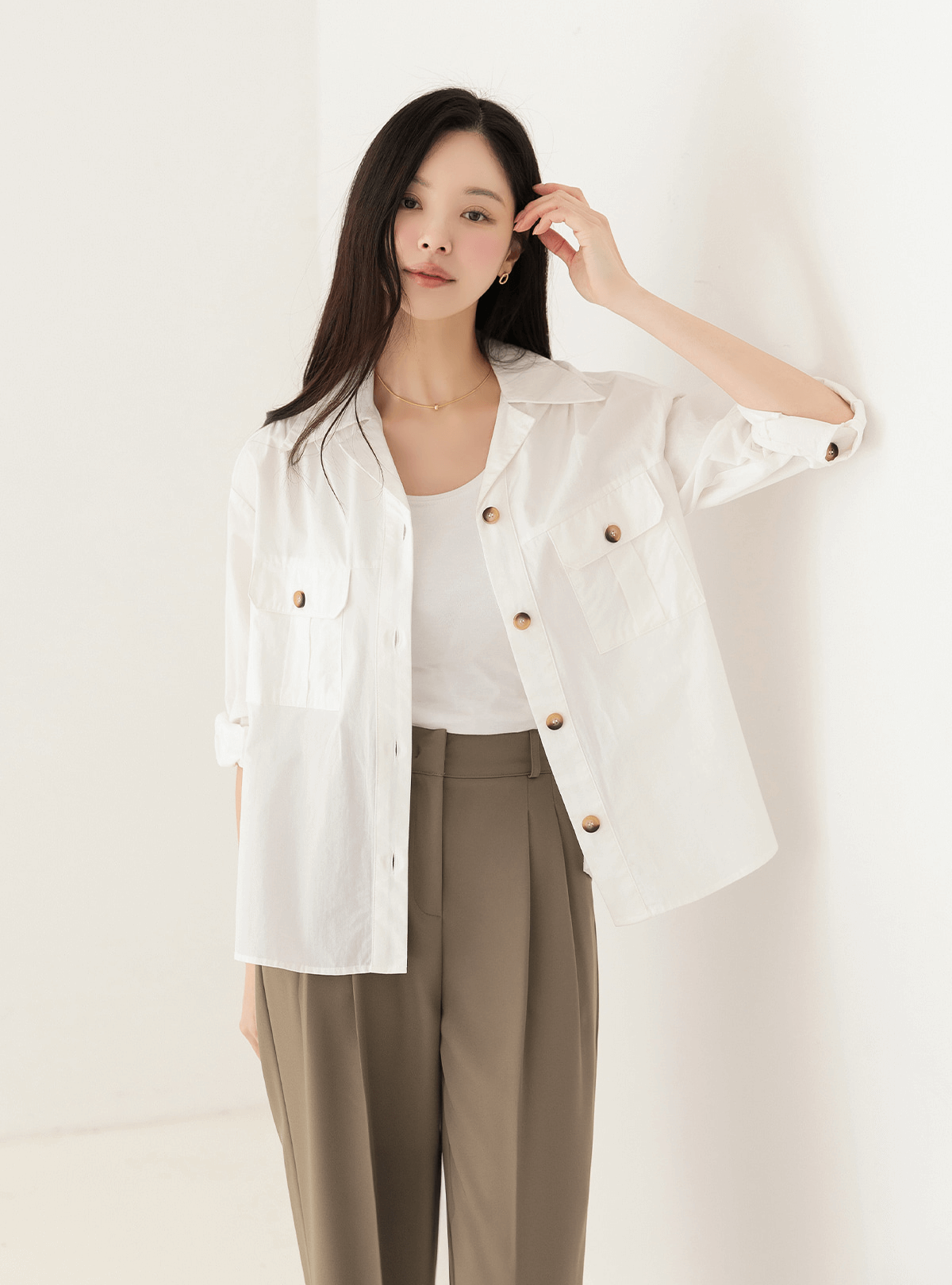 Effortlessly Chic Cotton Open-Collar Shirt with Double Pockets