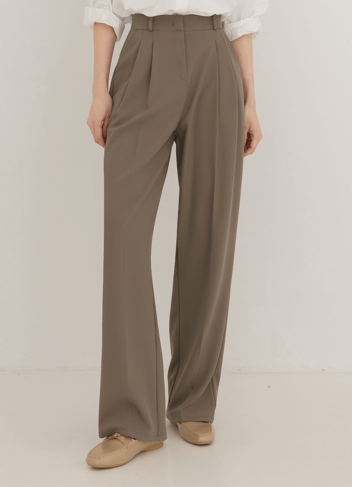 Tailored Pintuck Wide-Leg Slacks with Back Elastic