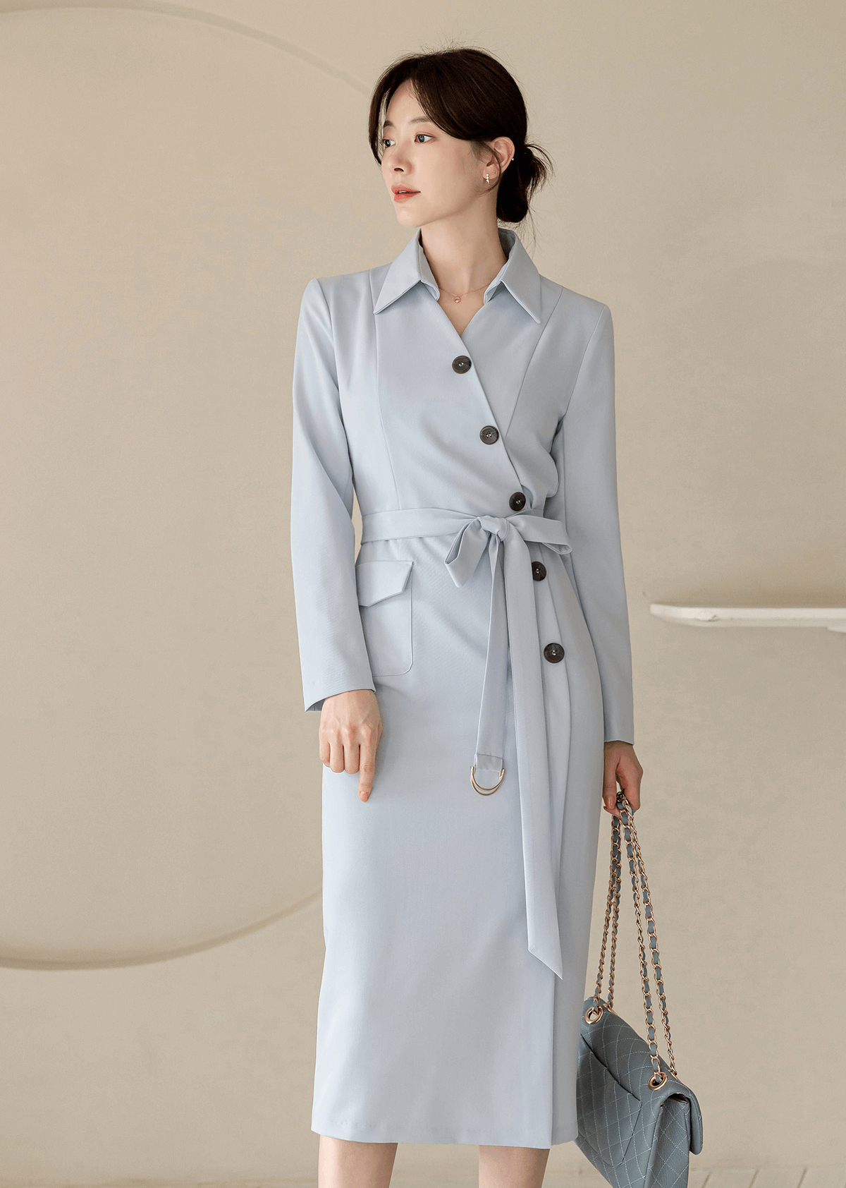 Open-Collar Belted Dress with Timeless Charm