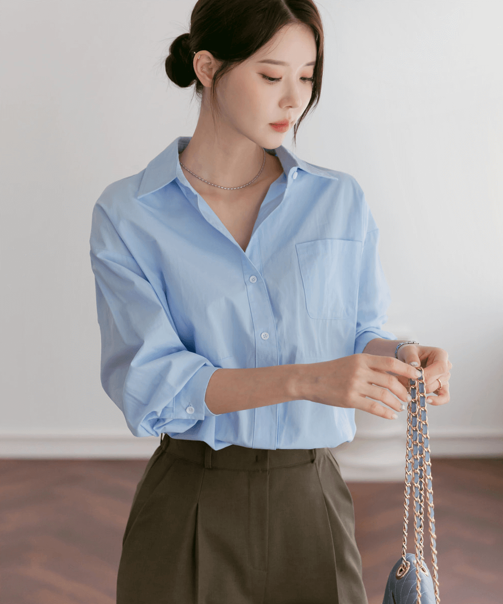 Women's Cotton One-Pocket Loose Fit Collar Shirt