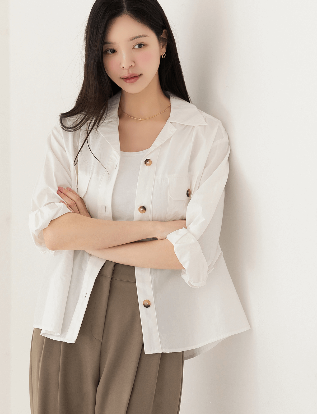 Effortlessly Chic Cotton Open-Collar Shirt with Double Pockets