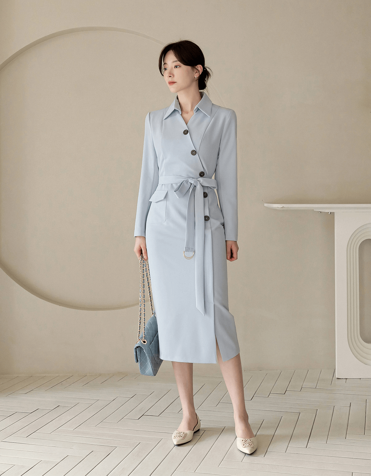 Open-Collar Belted Dress with Timeless Charm