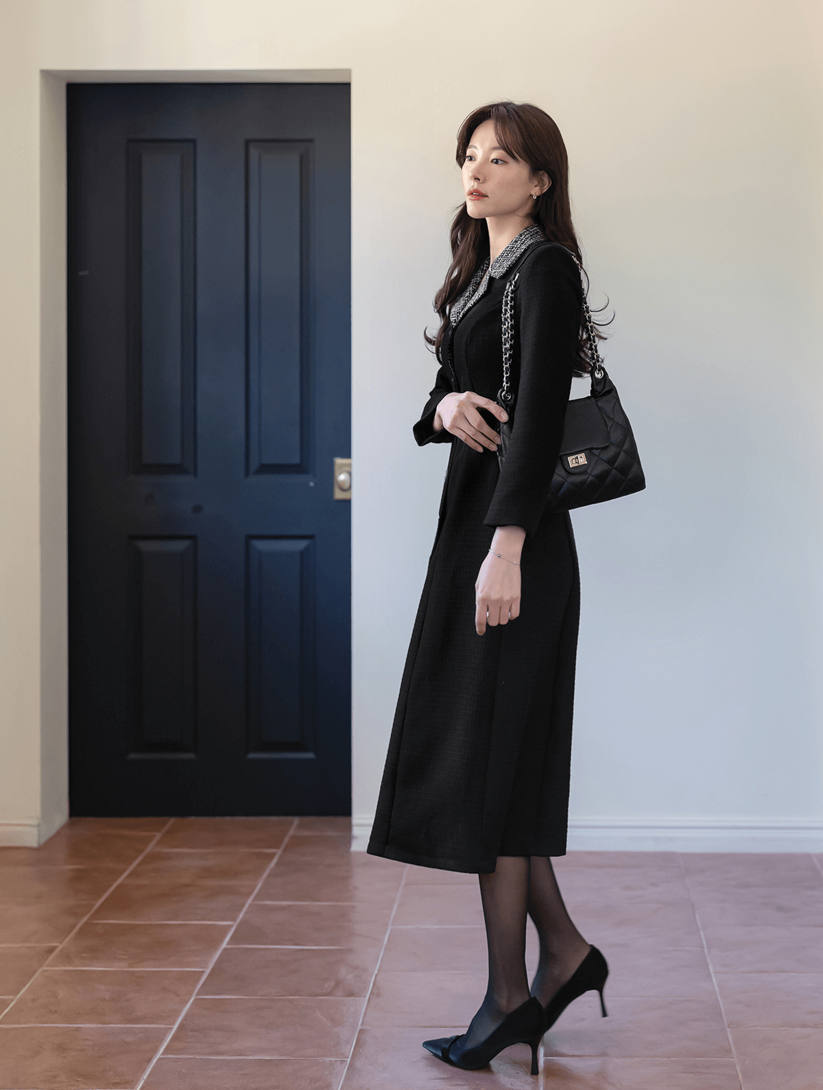 Modern Tweed Collar Belted Dress with Sophisticated Flair
