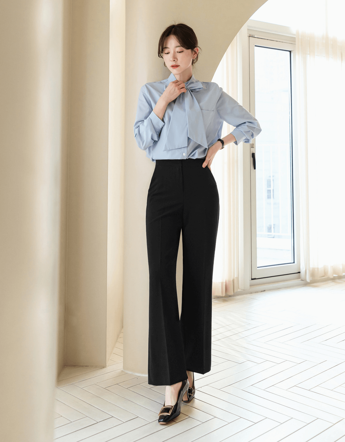 Elegant Tie-Neck Blouse with Puff Sleeves