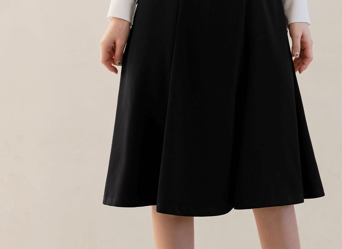 Elegant Layered Look with a Feminine Touch Chiffon Tie-Neck Flare Dress