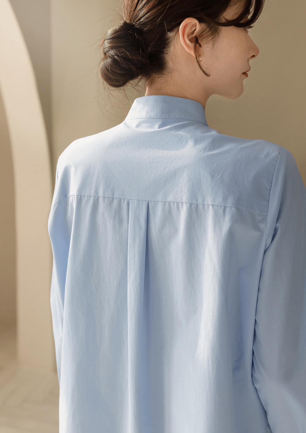 Elegant Tie-Neck Blouse with Puff Sleeves