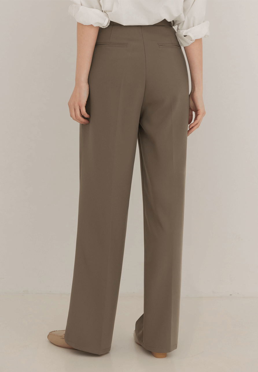 Tailored Pintuck Wide-Leg Slacks with Back Elastic