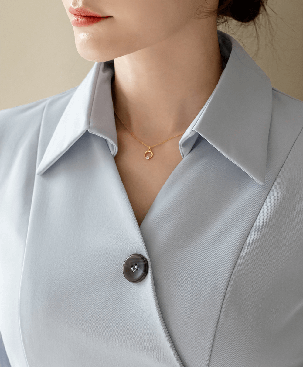 Open-Collar Belted Dress with Timeless Charm
