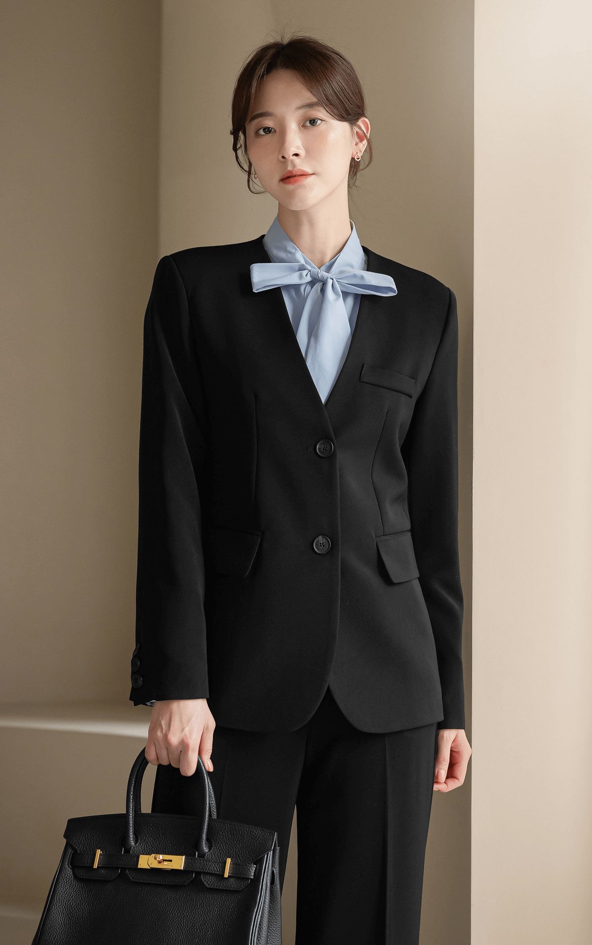 Elegant Tie-Neck Blouse with Puff Sleeves