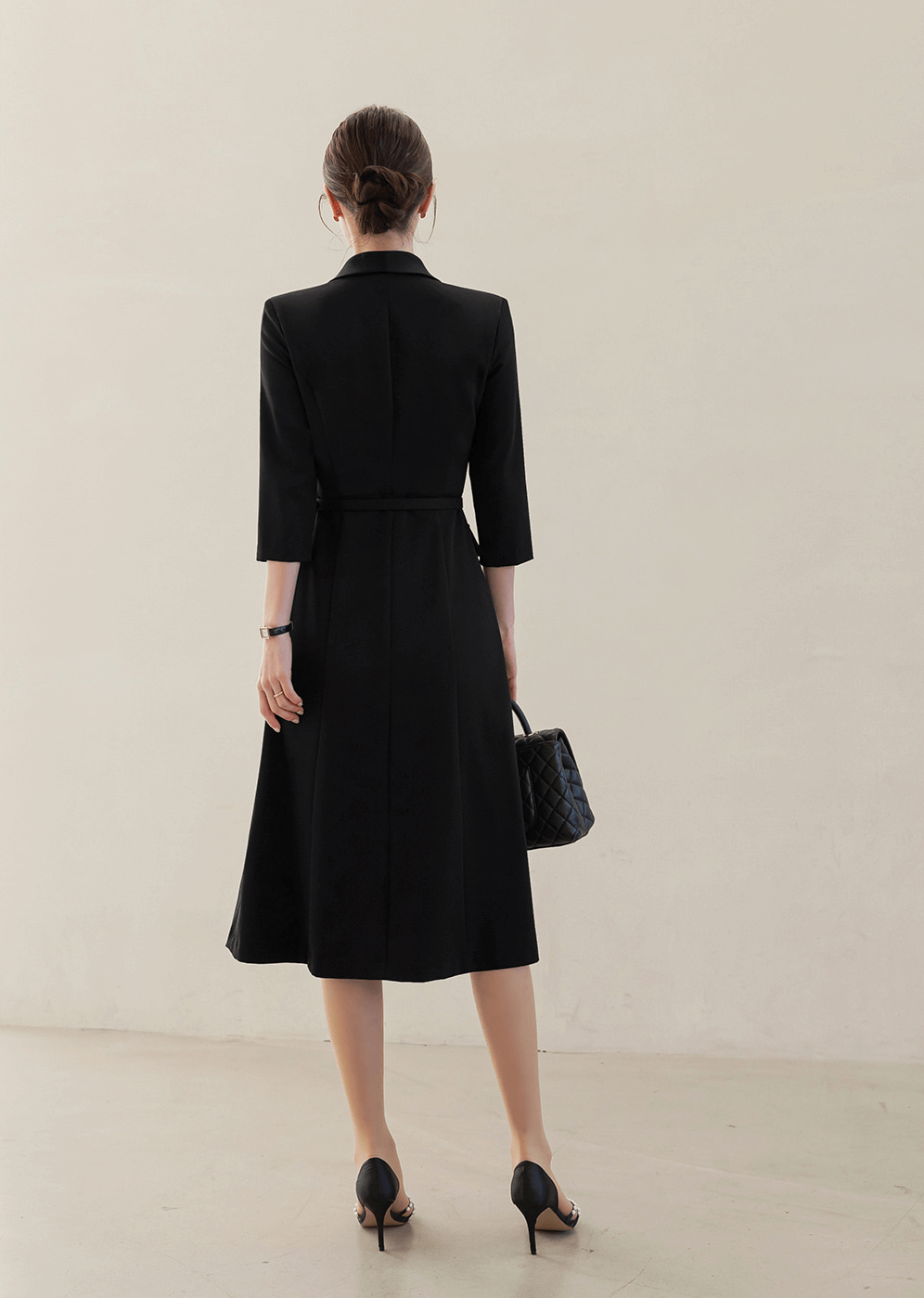 Flap-Pocket Belted Dress with Modern Sophistication