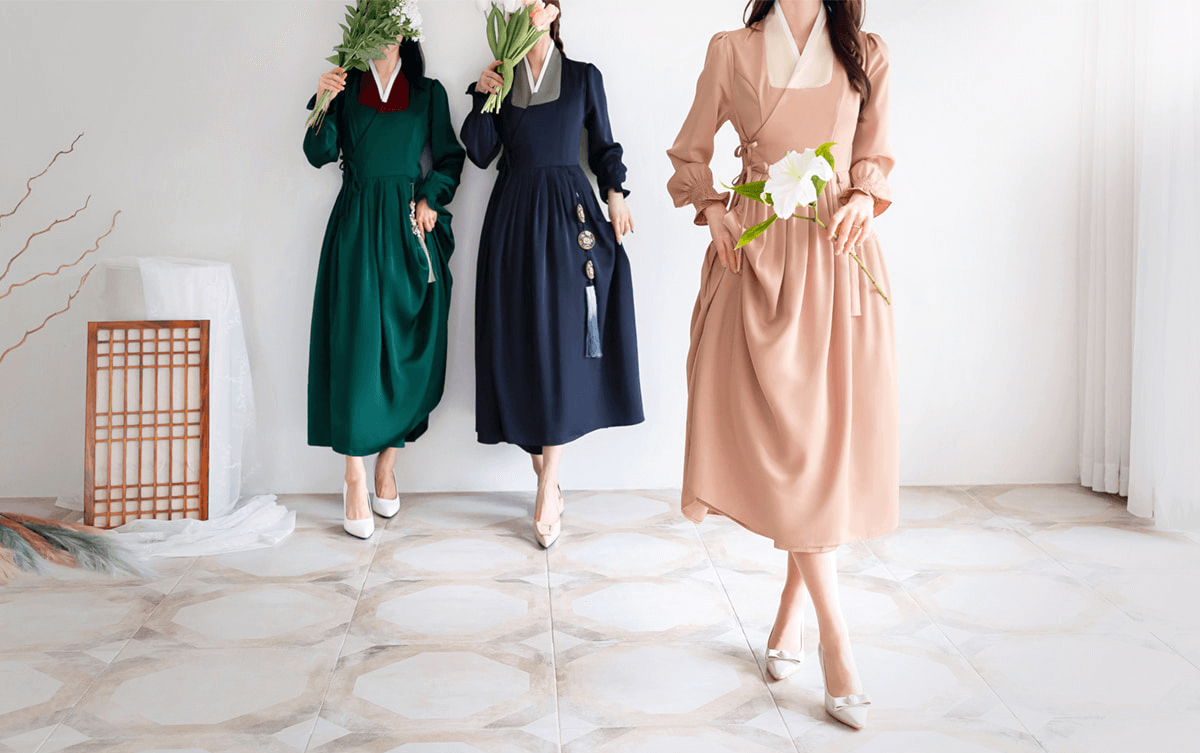 Elegant Modern Hanbok Wrap Dress with Contrasting Collar