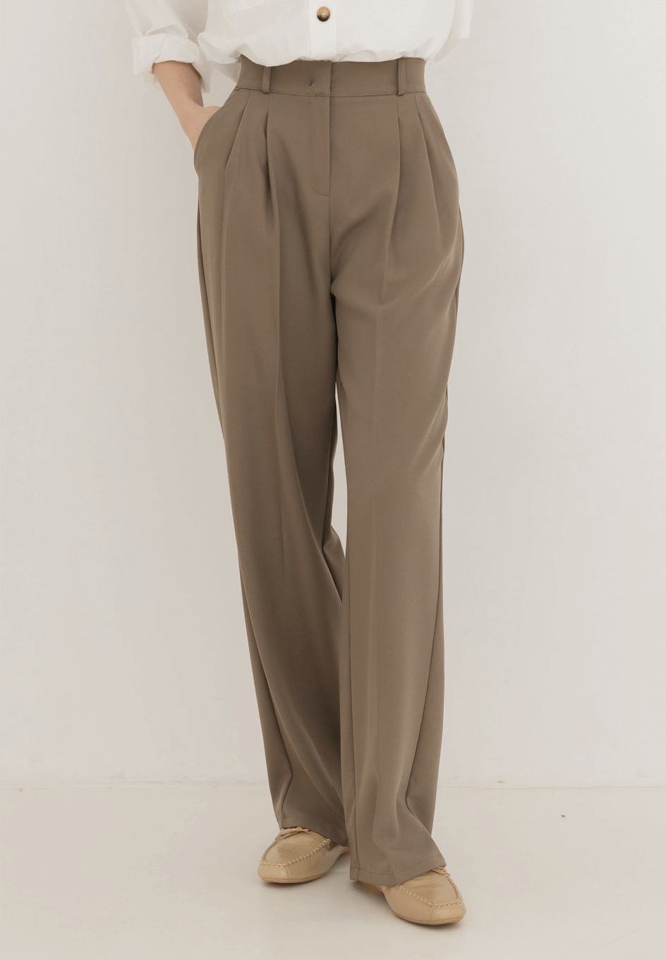 Tailored Pintuck Wide-Leg Slacks with Back Elastic