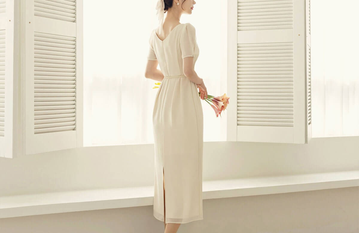 Elegant Feminine Jewel Belt / Korean Style Pearl Beige Elastic Belt / Luxury wear Elegant Belt