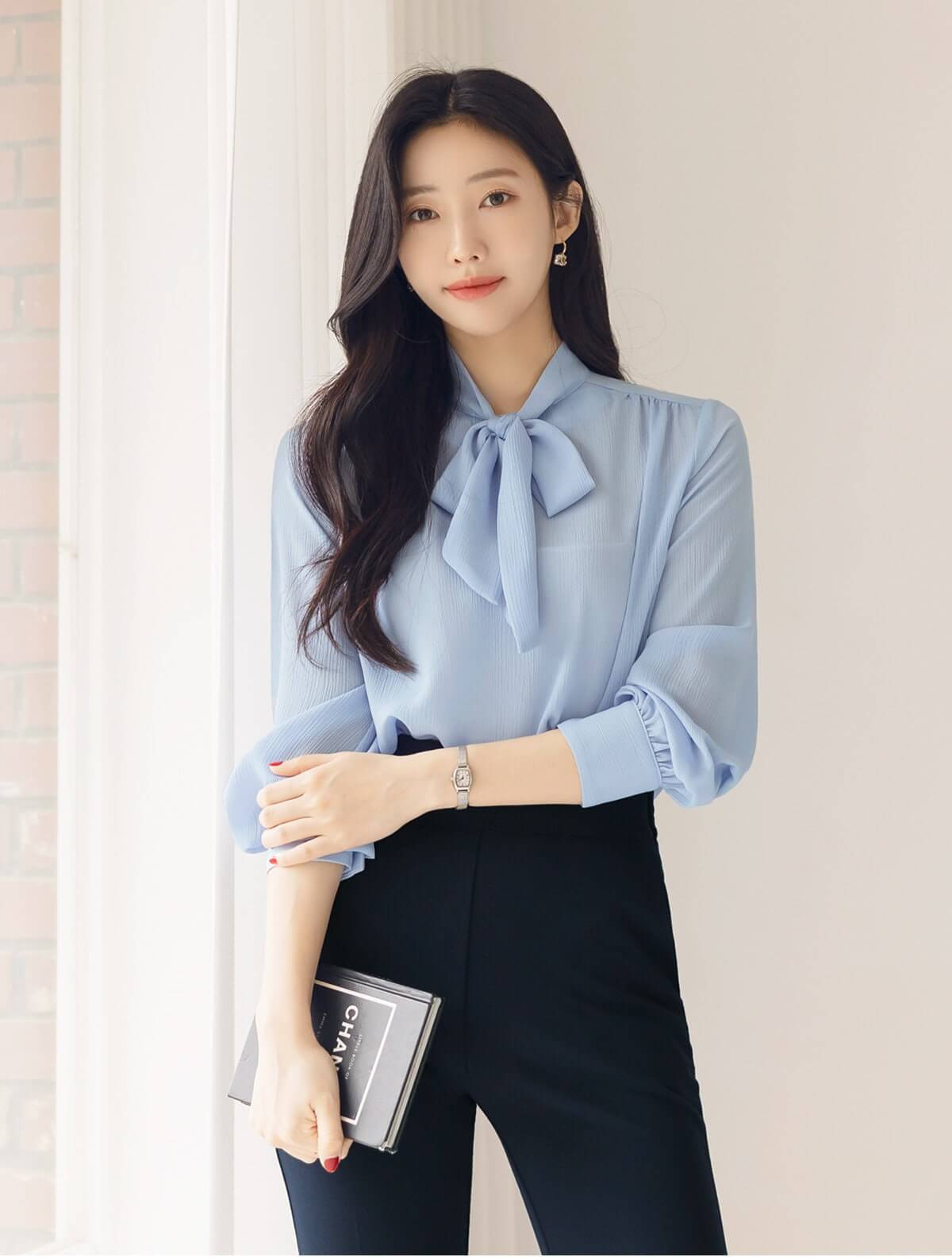 Soft Blouse Top with Tie / Korean Style Tie Neck Blouse Top / Office Look Top / Everyday Long Sleeve Blouse