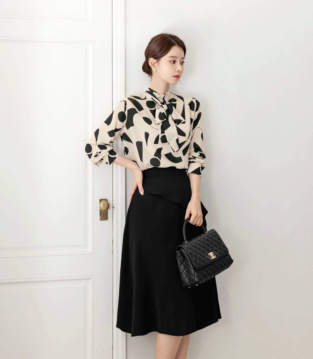 Modern Chic Pattern Long Sleeve Tie Blouse / Korean Style Tie Neck Blouse Top / Office Look Top / Everyday Soft Blouse