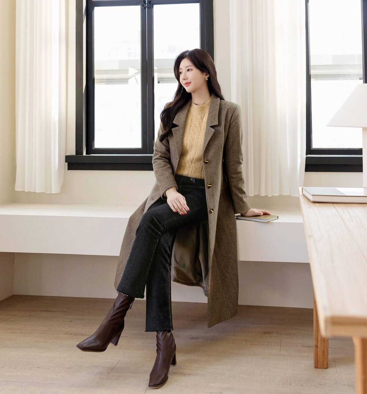 Elegant Classic Winter Coat for Women / Korean Style Tailored Collar Warm Jacket / A-line Herringbone Jacket