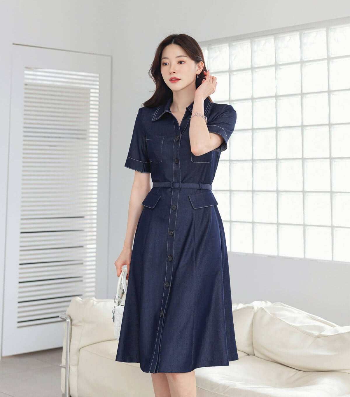Elegant Feminin Short Sleeve Denim Shirtdress with Belt / Korean Style Frontl Button Flare Dress / Spring Summer Dress for Women