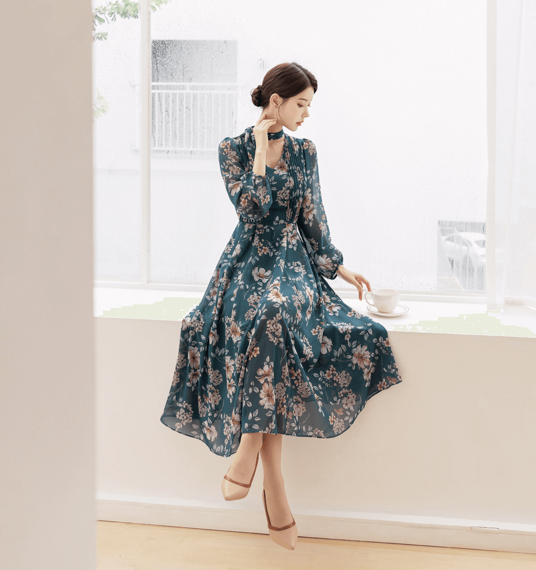 Floral Chiffon Flare Dress with V-Neck – STUDIO731