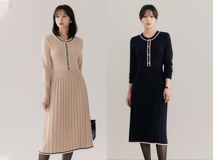 Contrast Pleated Knit Dress with Elegant Details