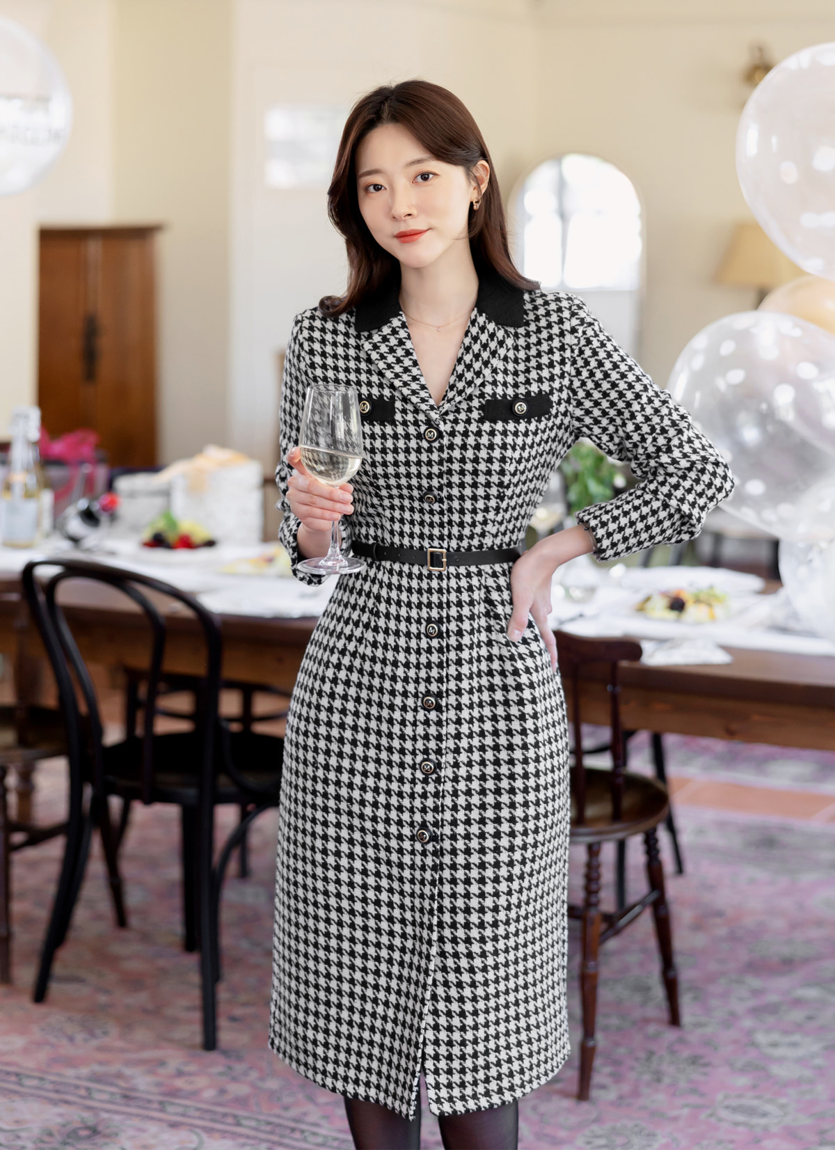 Houndstooth Pattern Tweed Dress with Tailored Collar