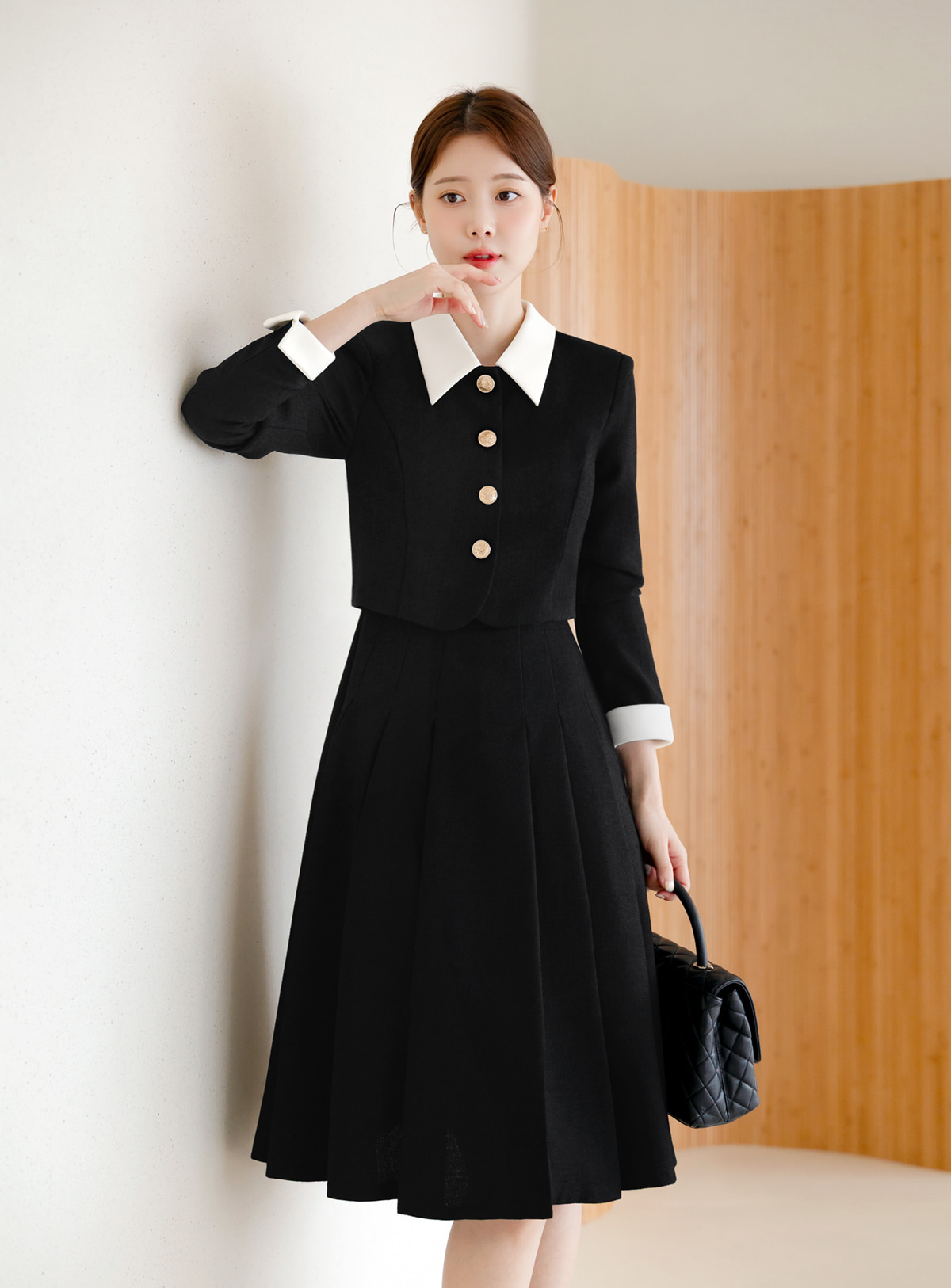 Layered Jacket‑Style Dress with Contrast Collar & Cuffs