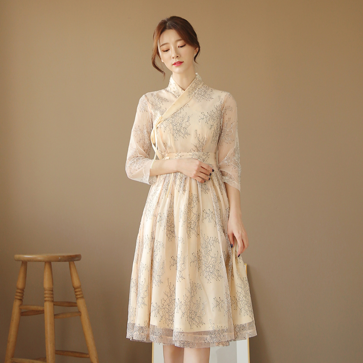 Feminine Floral Lace Modern Hanbok Wrap Dress