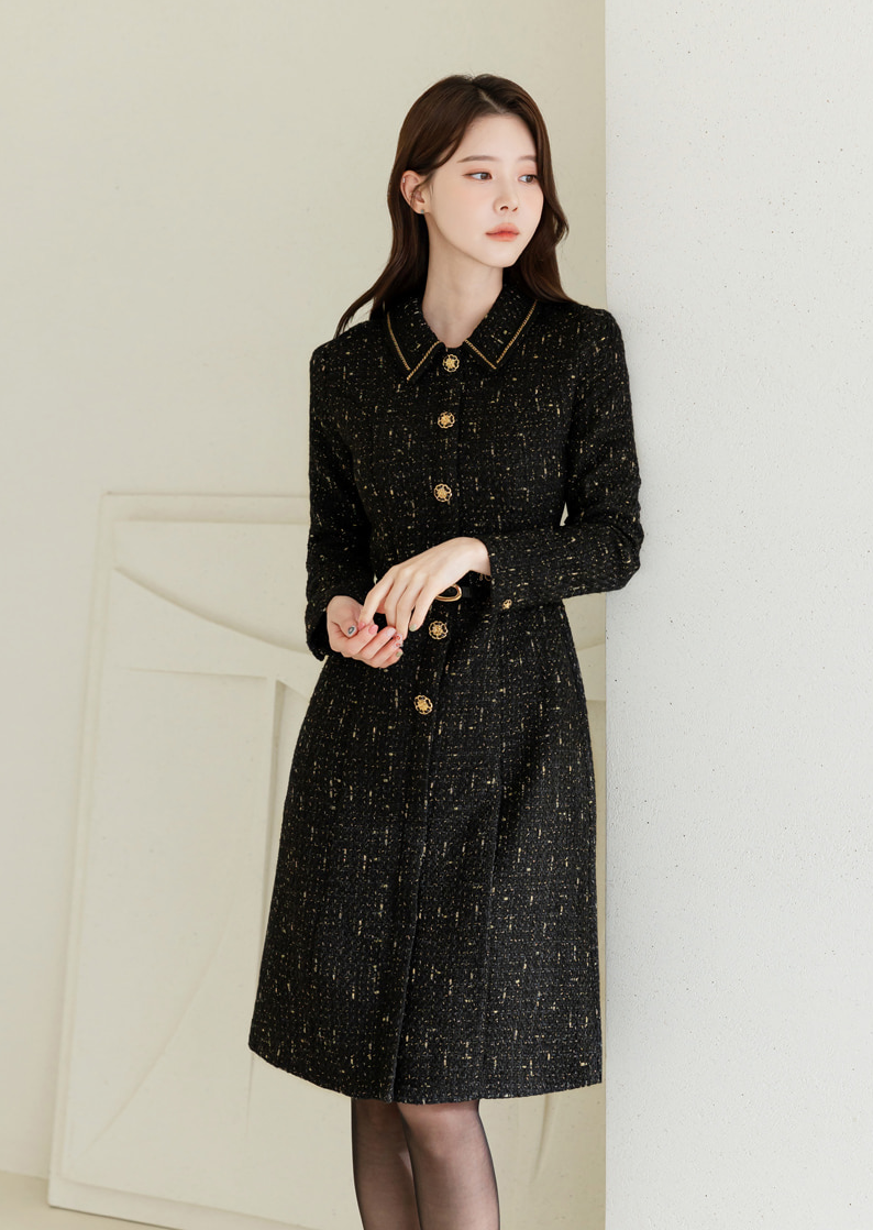 Luxury Tweed Dress with Gold‑Chain Detailing and Removable Belt