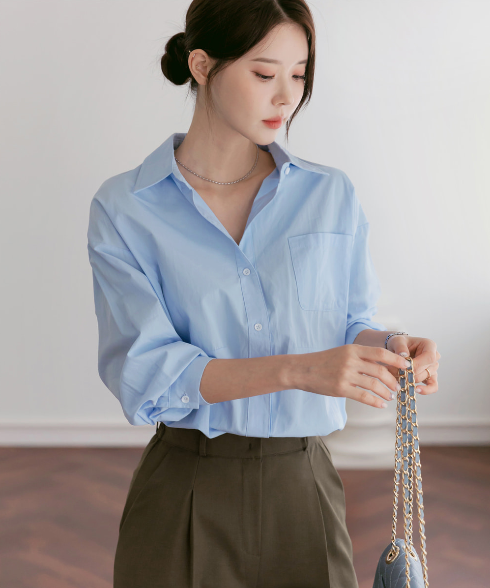 Women's Cotton One-Pocket Loose Fit Collar Shirt