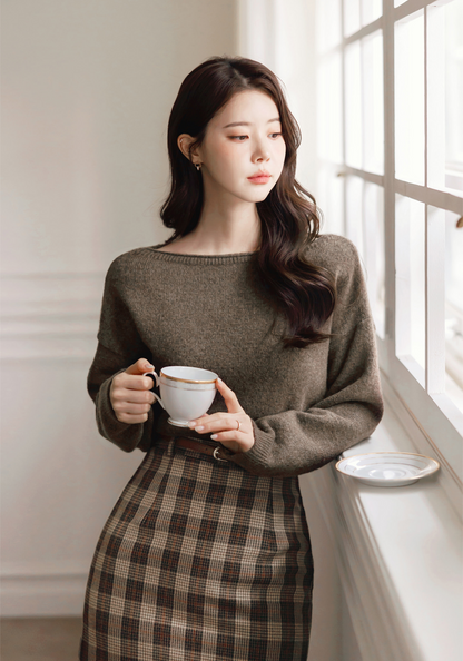 Long Sleeve Boatneck Knit Top