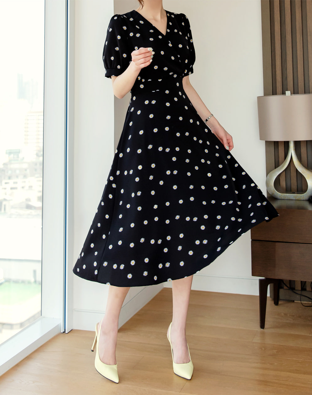 Romantic Floral Flare Dress with a Timeless Feminine Silhouette
