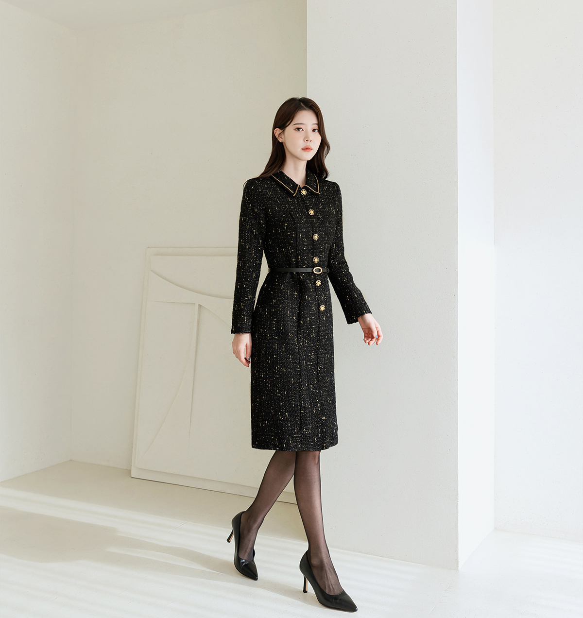 Luxury Tweed Dress with Gold‑Chain Detailing and Removable Belt