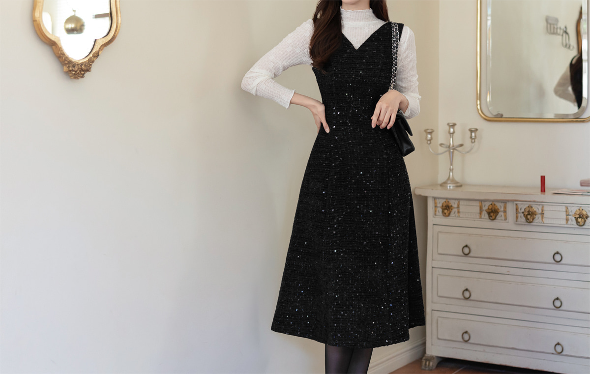 Sequin Tweed Sleeveless Dress with Wide Shoulders and Subtle Shine