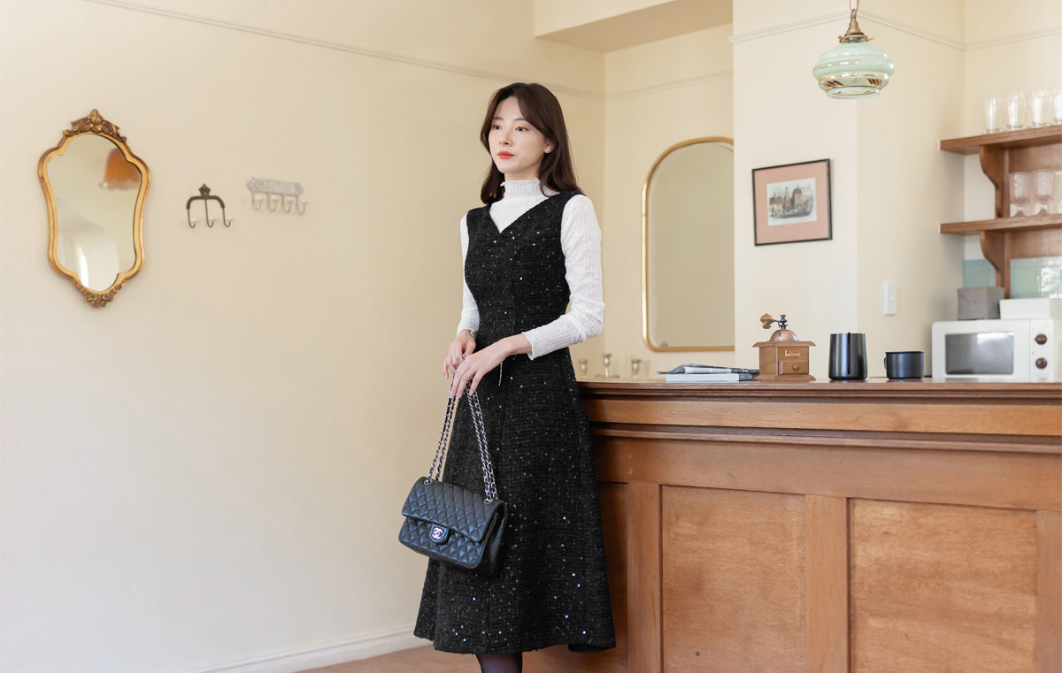 Sequin Tweed Sleeveless Dress with Wide Shoulders and Subtle Shine