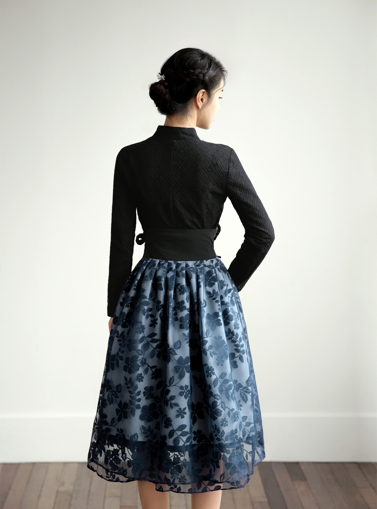 Punched Lace Modern Hanbok Blouse in Black