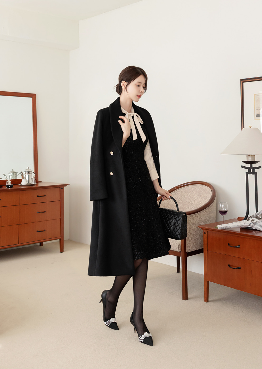 Classic Silhouette Elegant Double Buttons Flared Design Coat