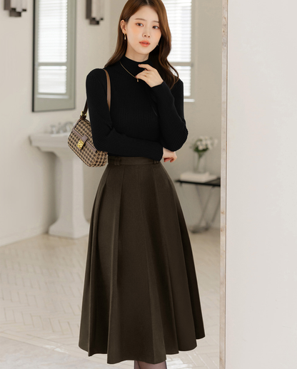 Cozy Ribbed Turtleneck Knit Top for Effortless Winter Layering