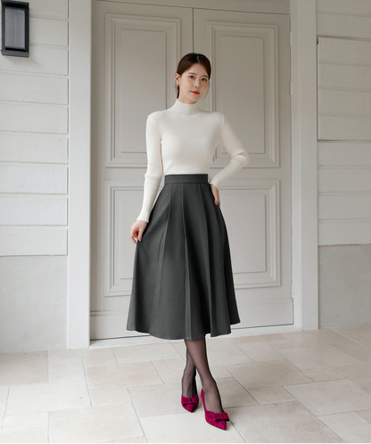 Cozy Ribbed Turtleneck Knit Top for Effortless Winter Layering