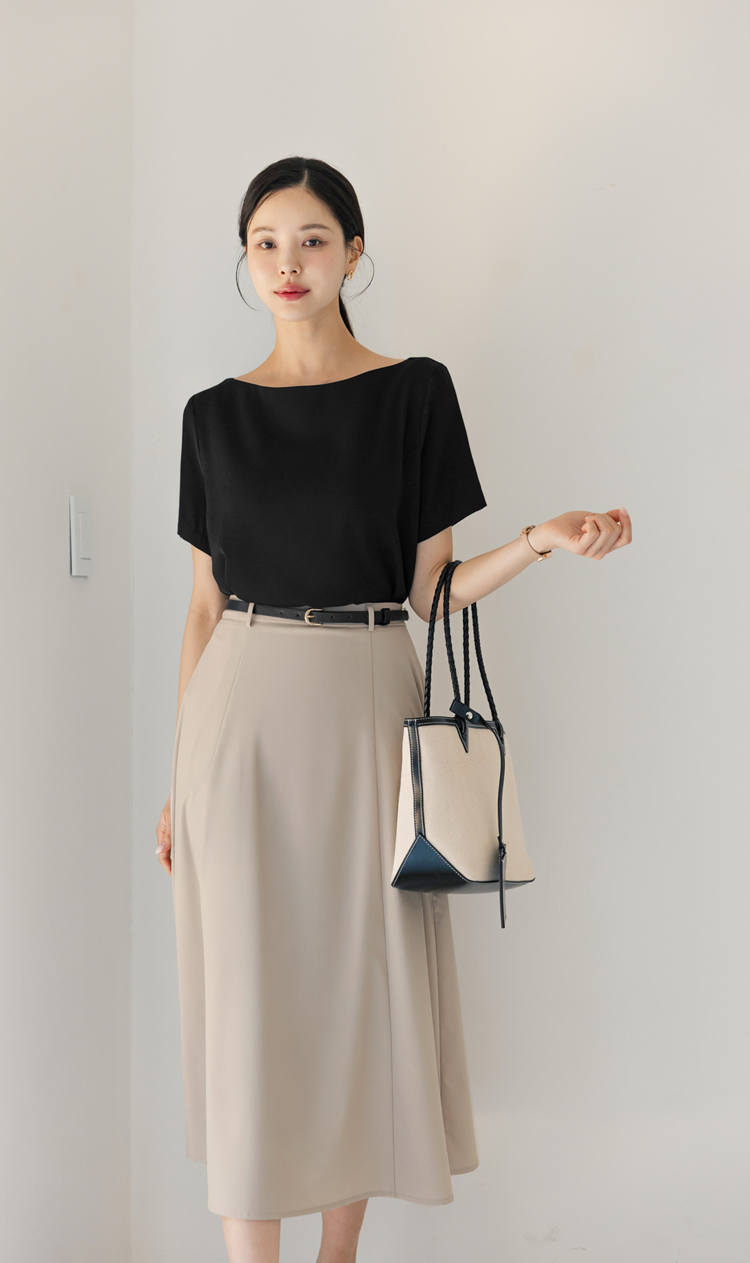 Elegant Boat Neck Blouse with an Effortlessly Refined Silhouette