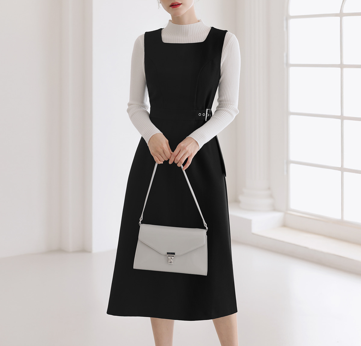 Square‑Neck Sleeveless A-Line Dress with Eyelet Buckle and Belted Waist