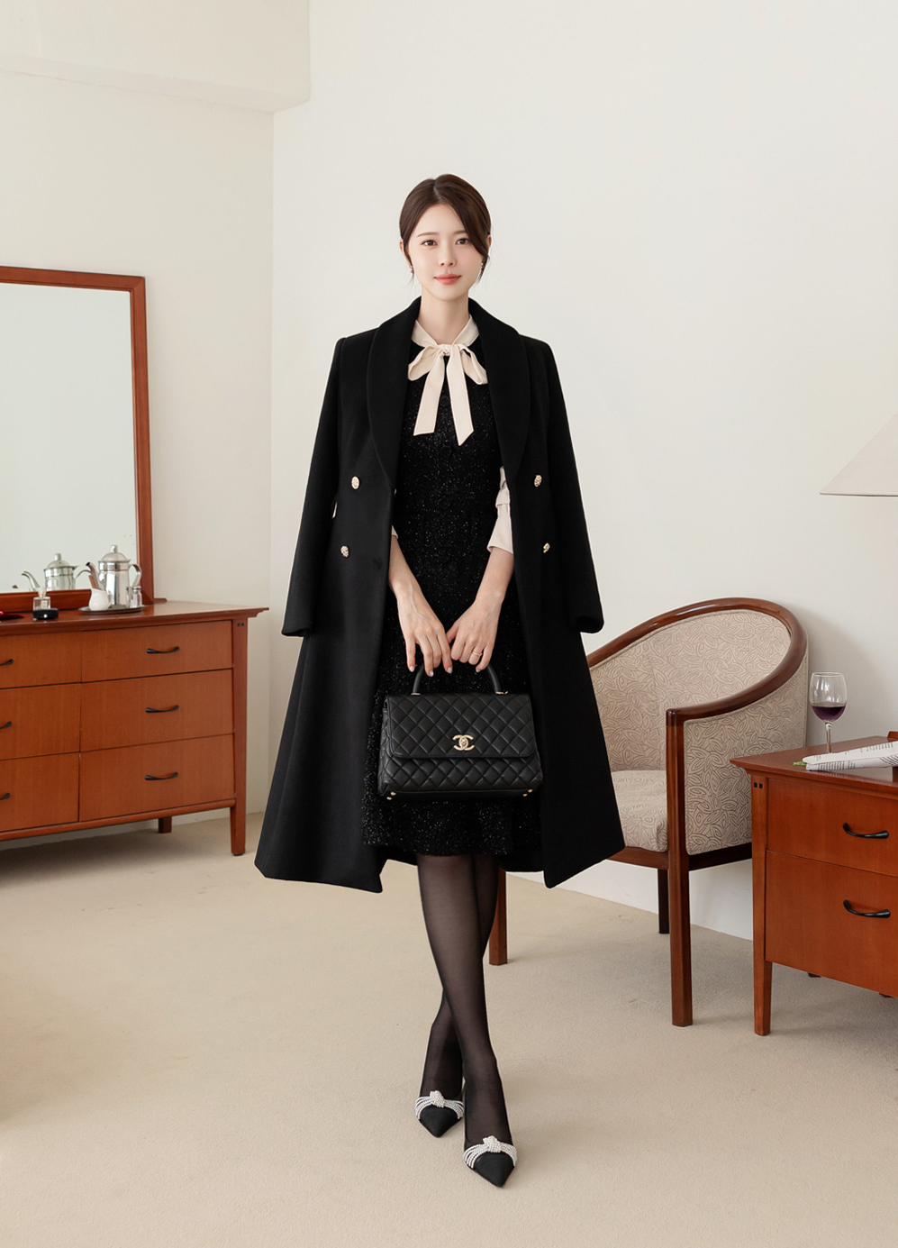 Classic Silhouette Elegant Double Buttons Flared Design Coat