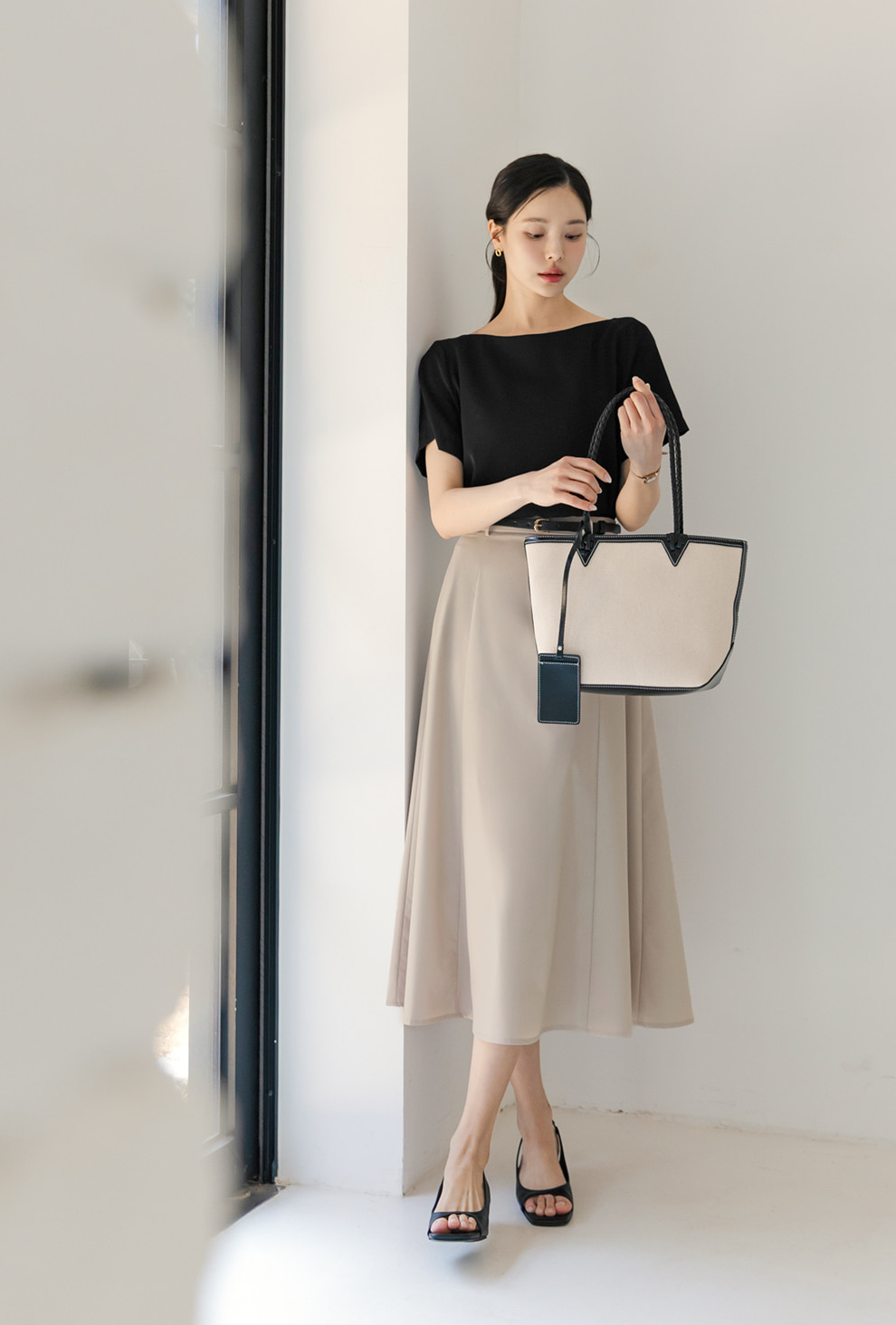 Elegant Boat Neck Blouse with an Effortlessly Refined Silhouette