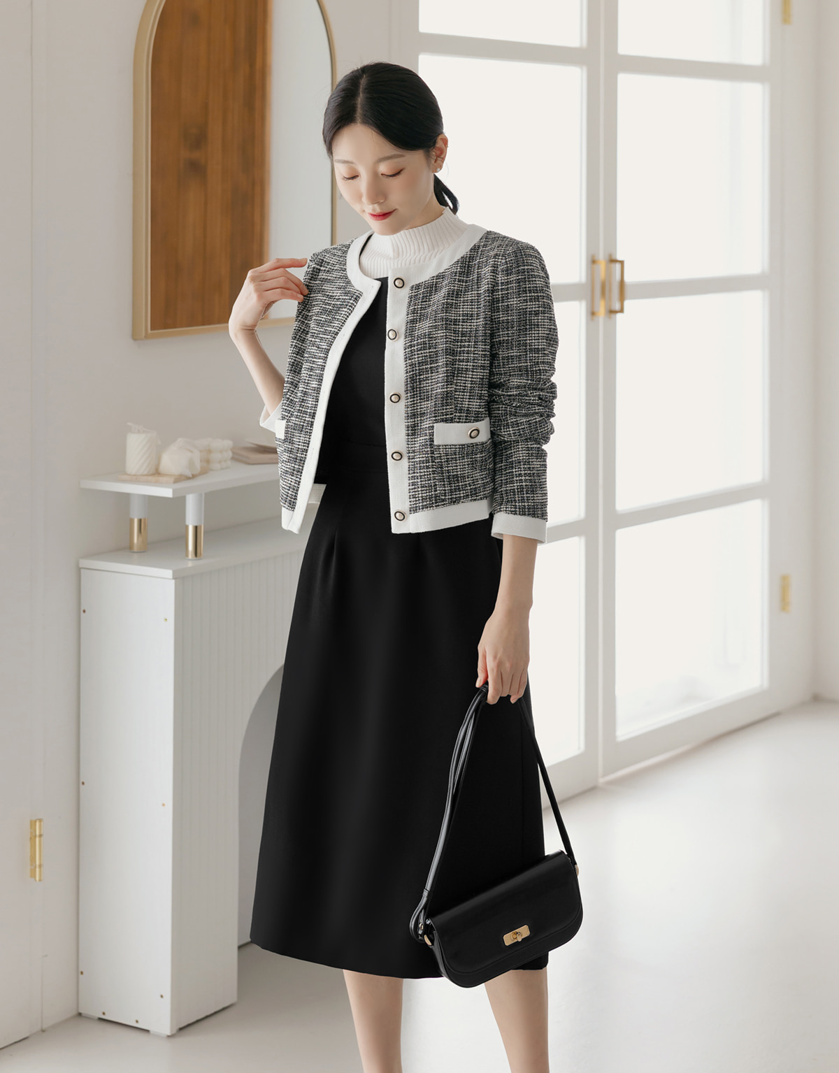 Square‑Neck Sleeveless A-Line Dress with Eyelet Buckle and Belted Waist