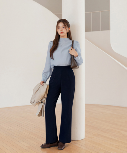 Perfect-Fit High-Waisted Bootcut Trousers with a Sleek Side-Zip Design