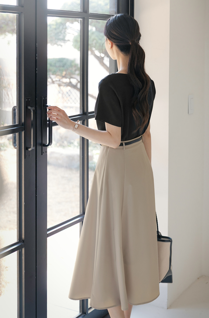 Elegant Boat Neck Blouse with an Effortlessly Refined Silhouette