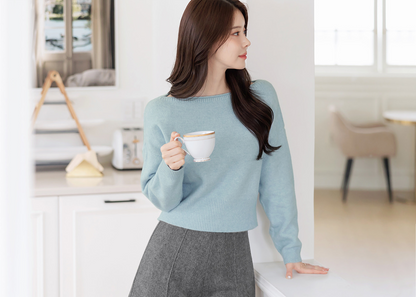 Long Sleeve Boatneck Knit Top