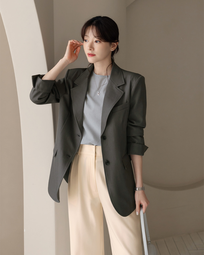 Tailored Semi-Wide Trousers with Elegant Pintuck Detail