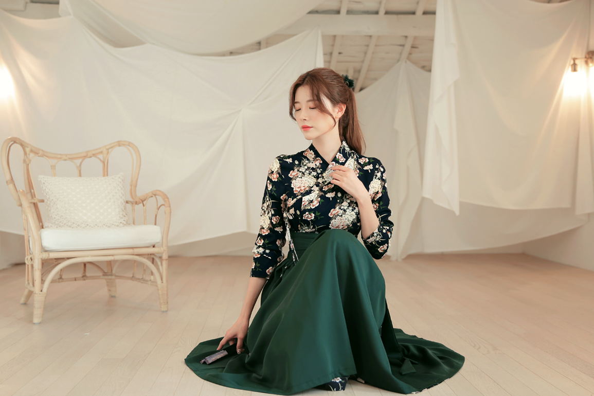 Basic Demure Modern Hanbok Wrap Skirt