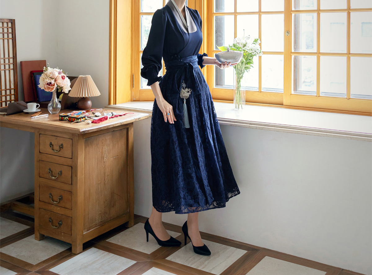 Elegant Modern Hanbok Wrap Dress with Contrasting Collar