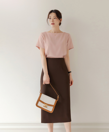 Elegant Boat Neck Blouse with an Effortlessly Refined Silhouette
