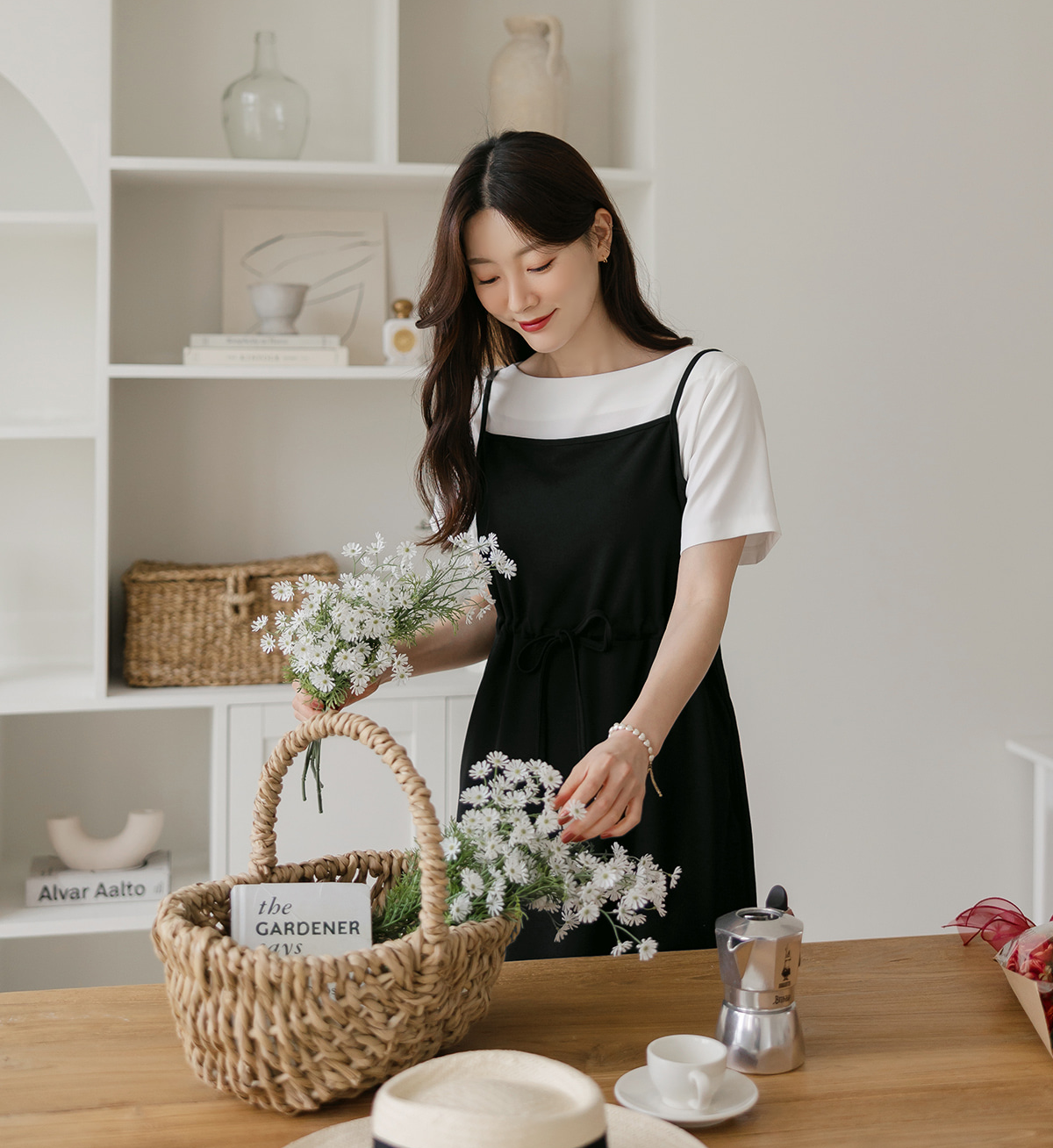 Elegant Boat Neck Blouse with an Effortlessly Refined Silhouette